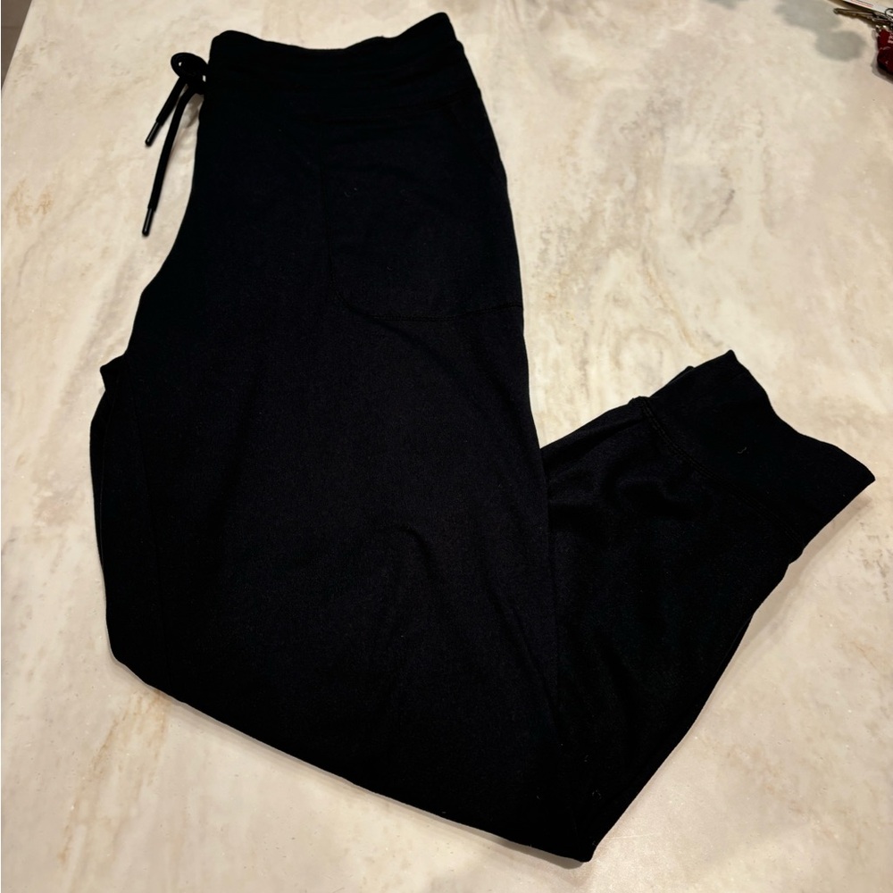 Black Lolë Women’s Joggers. Size Medium.